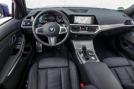 BMW 330i, Interieur