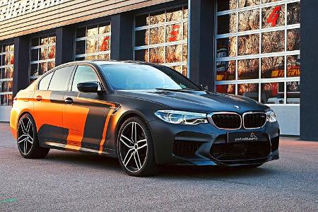 Infinitas-BMW M5