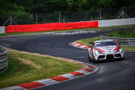 Toyota GR Supra - Startnummer #90 - 24h Rennen Nürburgring - 20. Juni 2019
