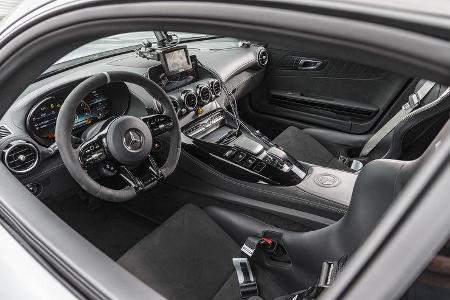 Mercedes-AMG GT R Pro, Interieur