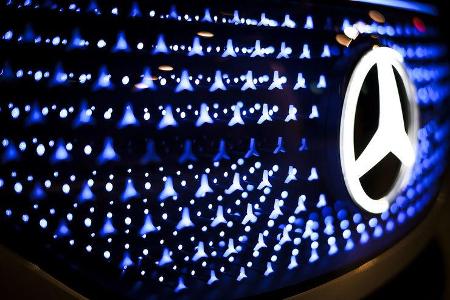 Mercedes EQS