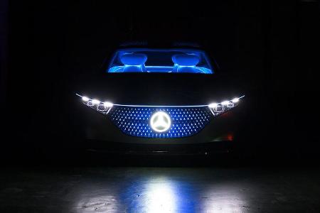 Mercedes EQS