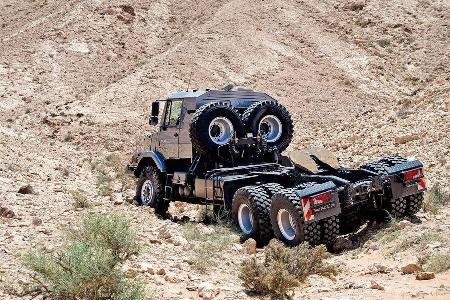 Mercedes Zetros