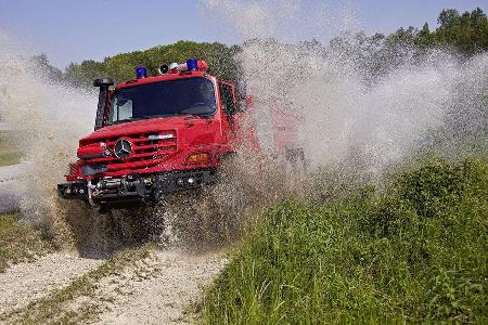 Mercedes Zetros