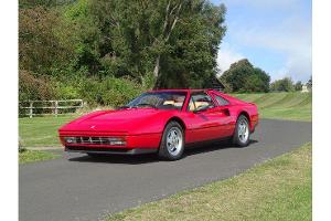 Ferrari 328 GTS (1989) mit 455 km Laufleistung