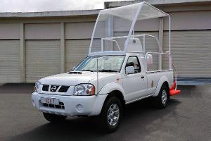 Nissan NP300 Popemobile, Papst, Papamobil