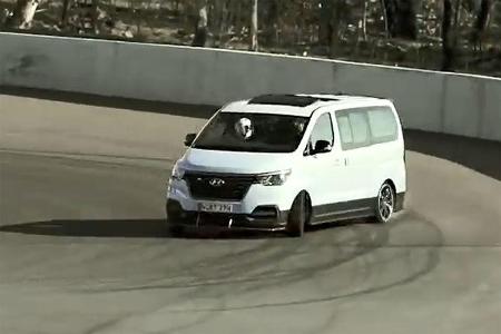 Hyundai iMax N Drift Bus