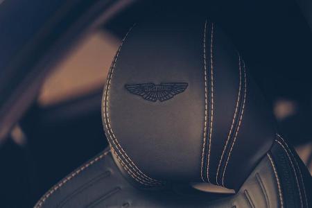 Aston Martin DBX PROTOTYPE DRIVE OMAN
