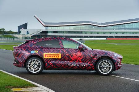 Aston Martin DBX