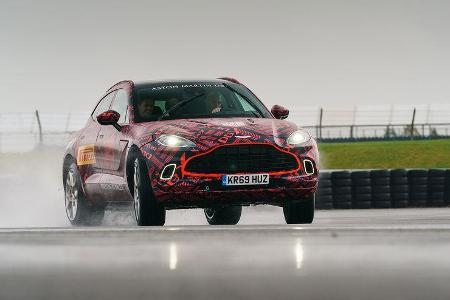 Aston Martin DBX