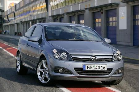 Opel Astra GTC, 2005