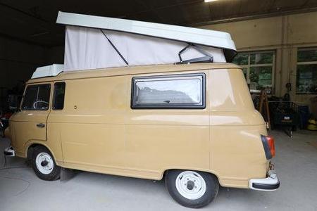 Barkas B 1000 innen