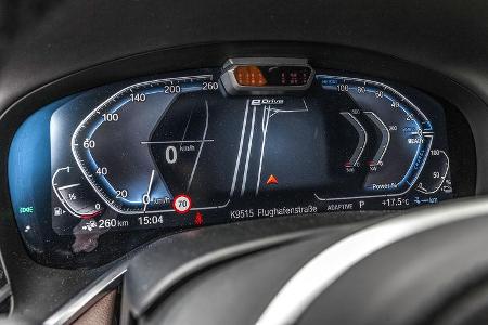 BMW 745e, Instrumente