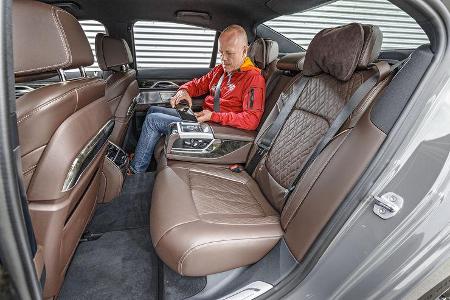 BMW 745e, Rückbank
