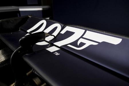 Red Bull - James Bond 007 - GP England 2019