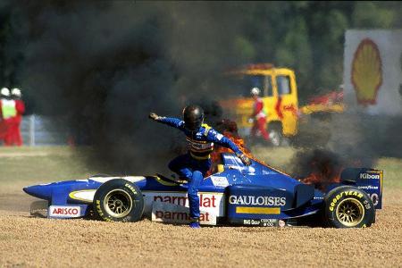 Pedro Diniz - Feuer am Ligier