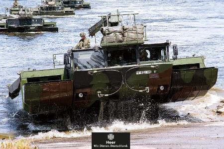 Amphibisches Brücken- und Fährenfahrzeug M3