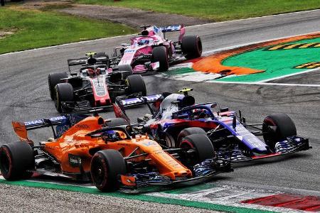 Fernando Alonso - McLaren - Pierre Gasly - Toro Rosso - Formel 1 - GP Italien - 02. September 2018