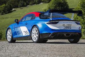 Leichtbau-Sportwagen Alpine A110 als Rallye-Auto