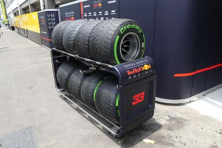 Red Bull - Reifen - GP Singapur - Formel 1 - Donnerstag - 19.9.2019