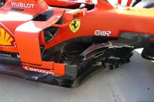 Ferrari mit neuen Bargeboards
