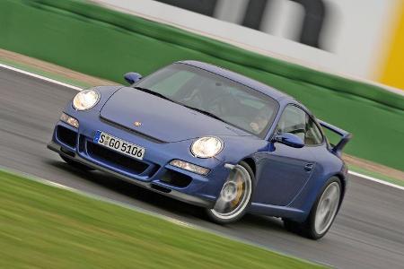 Mehr Dampf, mehr Technik, mehr Vergnügen: 2006 kam die dritte GT3-Generation auf Basis des 997. Erste Generation noch ohne ESP.