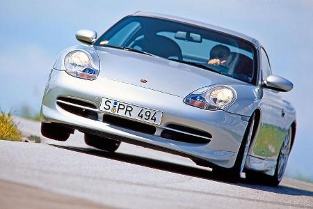 Mit dem 180.000 Mark teuren 911 GT3 will Porsche an die ruhmreichen Zeiten der renntauglichen RS-Modelle anknüpfen. Der Test...