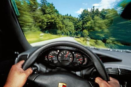Festhalten! Der GT3 zoomt die Realität direkt ins Hirn.