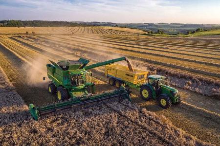 John Deere S790