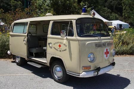 1968-VW-Type-271-Ambulance