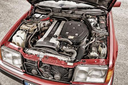 Mercedes A124 Cabriolet, Motor