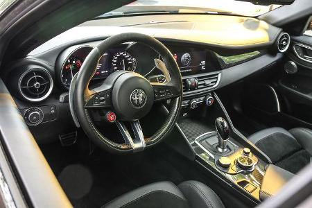 Alfa Romeo Giulia QV, Interieur