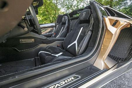 Lamborghini Aventador SVJ Roadster, Interieur