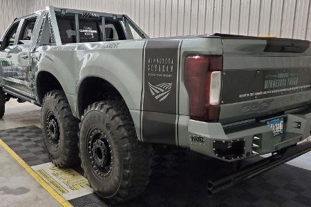 01/2020, 2017 Ford F-550 Super Duty Indomitus