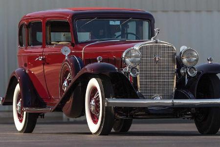 Cadillac V16 Five Passenger Sedan (1932)