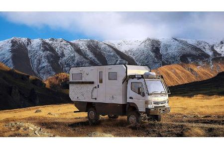 Azimoo Expeditions-Lkw Fuso Canter 4x4