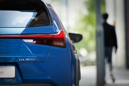 11/2019, Lexus UX 300e