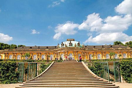 Sanssouci ließ Friedrich II. als Sommerschloss erbauen.