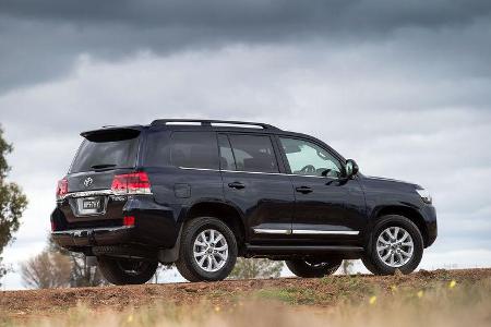 Toyota Land Cruiser 200 V8 Facelift 2016