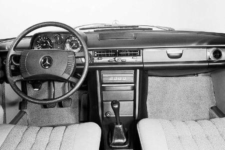 Mercedes-Benz /8 Strich-Acht W114/W115 (1968-76)