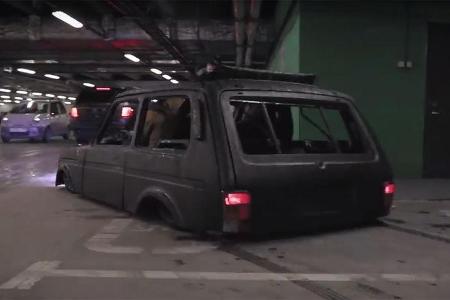 Lada Niva tiefergelegt Iling Show Russland