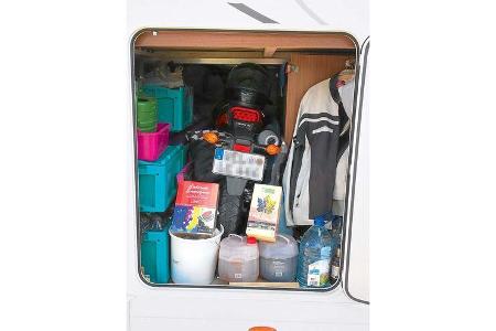 Garage beim Euro Mobil Integra Line 690 HB