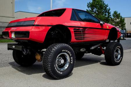 1984er Pontiac Fiero Custom Coupe