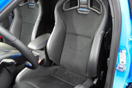 Ford Focus RS (2016), Fahrersitz
