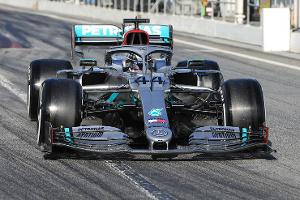 Hamilton-Bestzeit zum Teststart