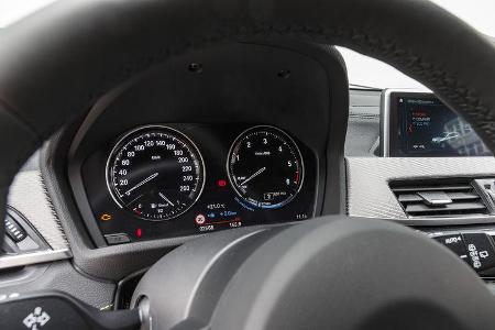BMW X2 xDrive 18d, Interieur