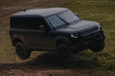 Land Rover Defender in James Bond Keine Zeit zu sterben