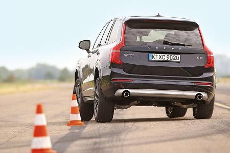 Volvo XC90 D5, Heckansicht, Slalom