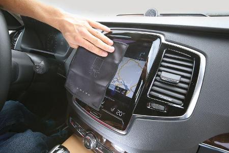Volvo XC90 D5, Monitor, Bildschirm