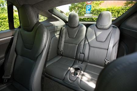 Tesla Model X 2016